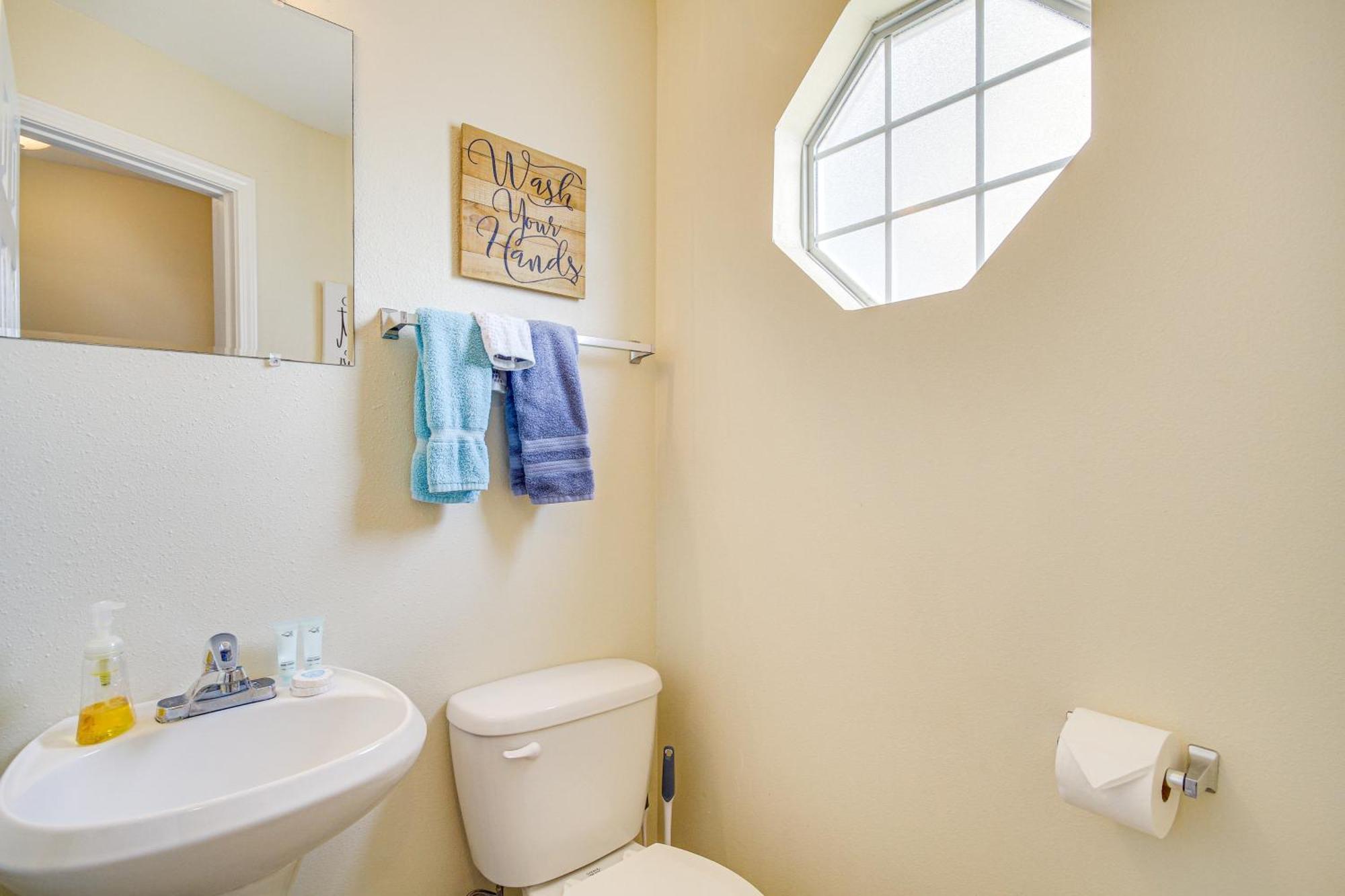 Airy Biloxi Condo With Patio Walk To Beach! Eksteriør billede