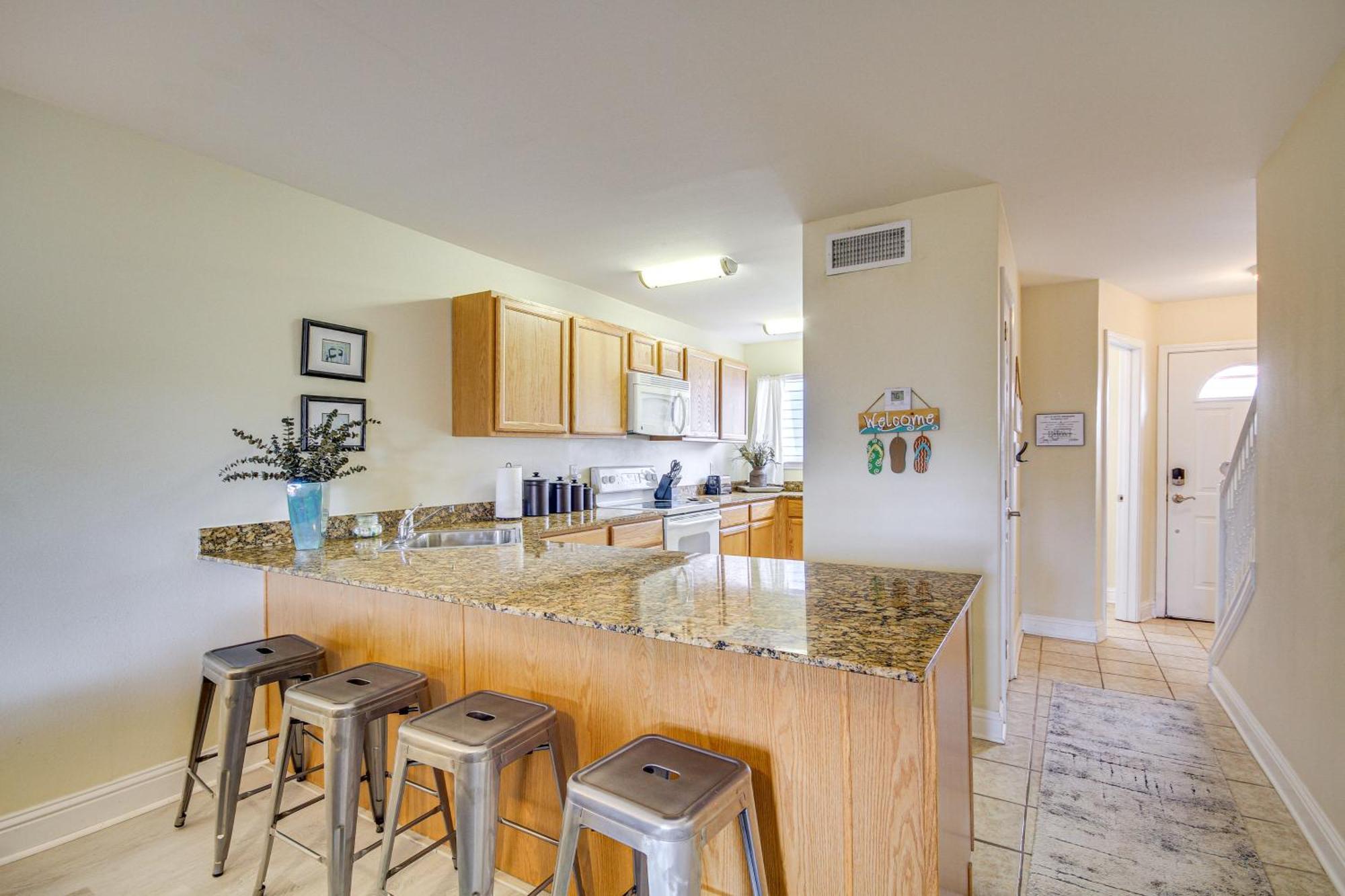 Airy Biloxi Condo With Patio Walk To Beach! Eksteriør billede